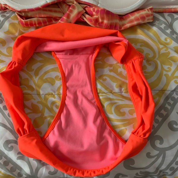 Victoria’s Secret Pink Bikini - Picture 7 of 7